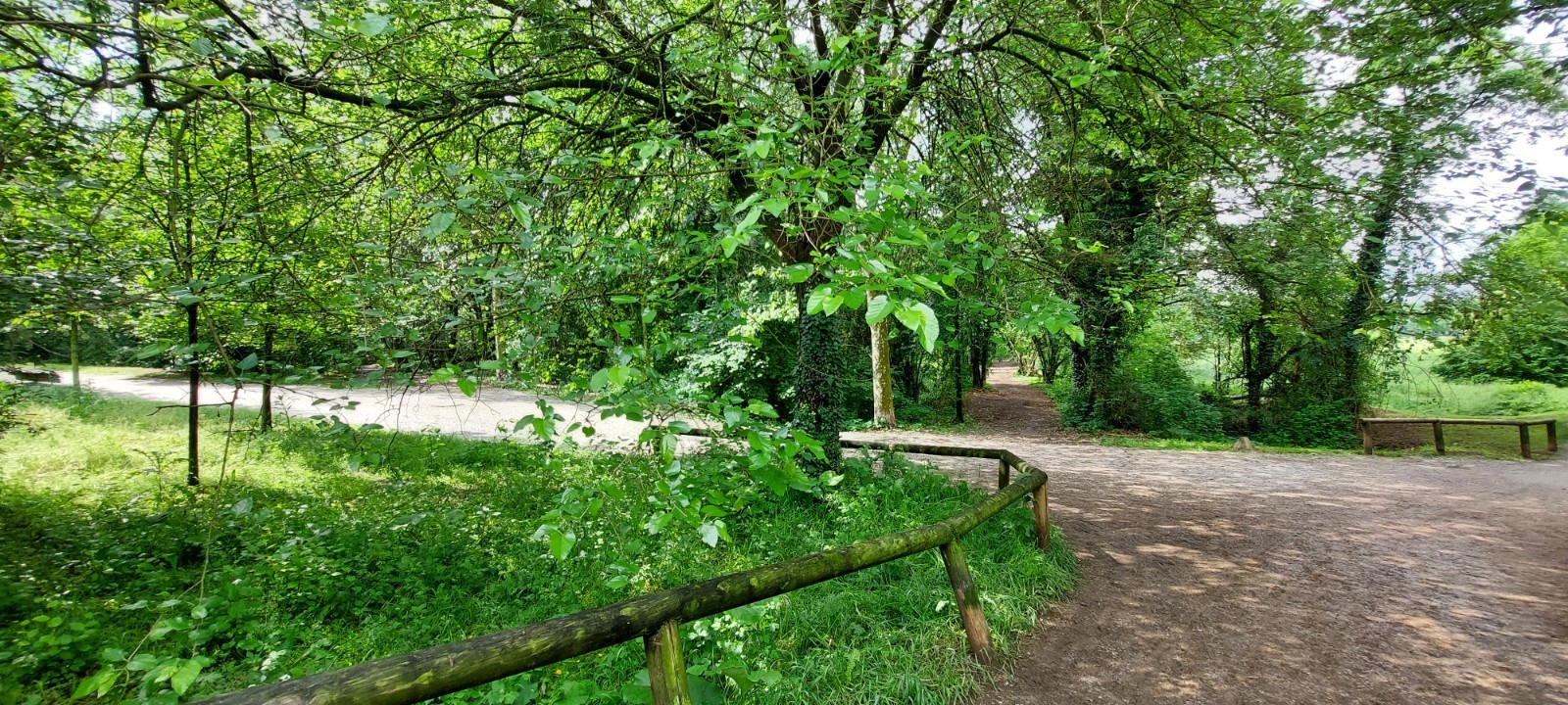 VILLASANTA CENTRO - Fronte Parco - Appartamento su due livelli con giardino